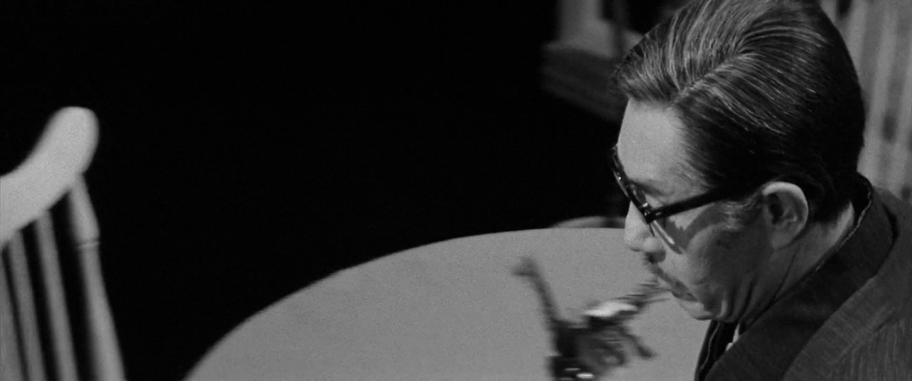 拳銃は俺のパスポート (1967)