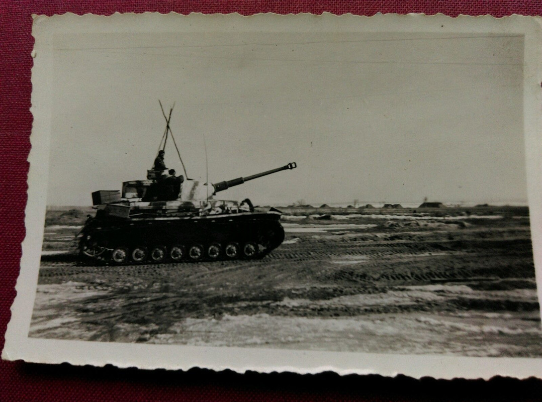 Original Foto 2WK PanzerIV Langrohr Kommandeur O