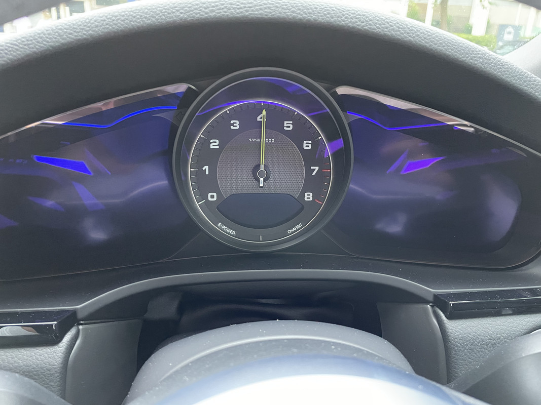 E2A1C482-6268-4DFA-B470-4FDC712550A7