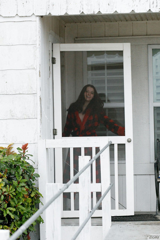 full_001_1022591111314345