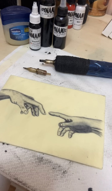 70326B63-D83E-4B02-B43D-4F2CCD1CC262