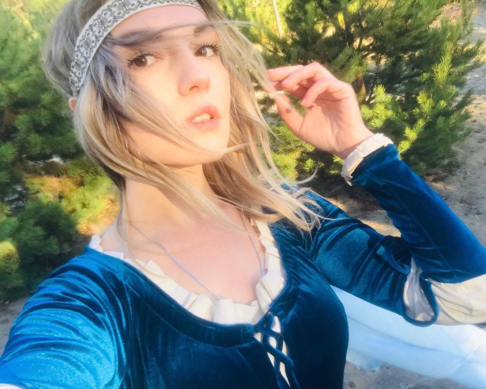 A7751FF2-79D3-4D77-A61D-99727871F011