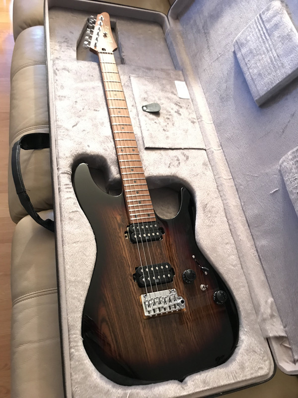 5C182DDA-E016-475F-96FE-B764C08F17CC