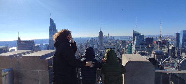 Nueva York y Cataratas del Niágara 2023 - Blogs de America Norte - Rockefeller, Top of the Rock, desfile y sorpresa en Times Square (7)