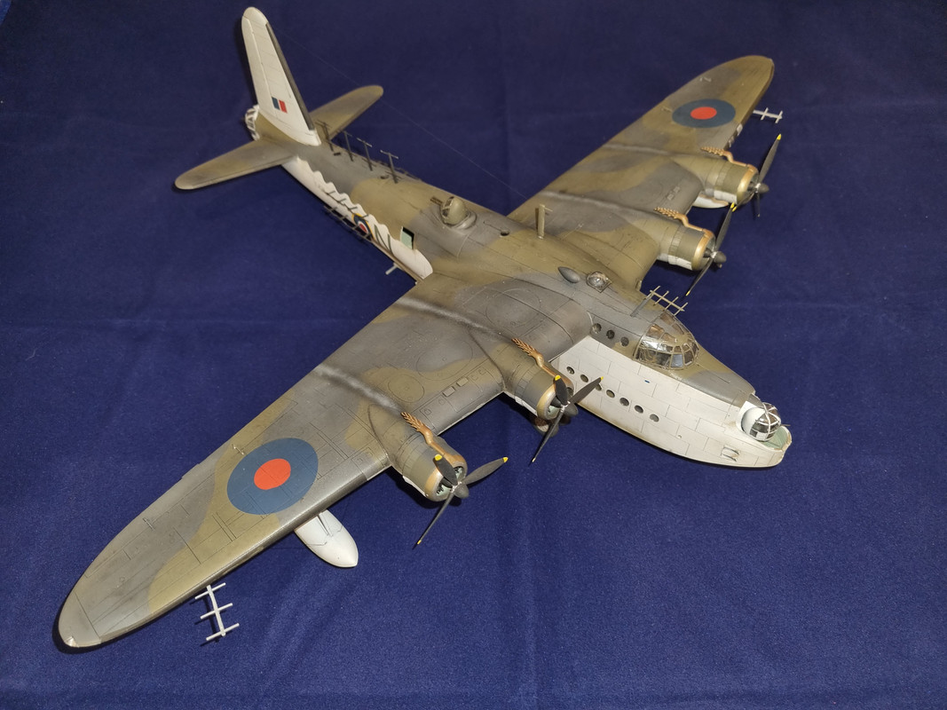 Maquette Heller Short Sunderland III – 1:72 – Bombardier – Partiellement Monté – 1987