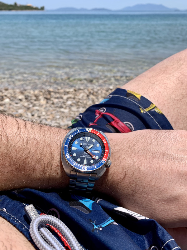 9A278852-242B-4AF1-920E-BE6538EEBB2A