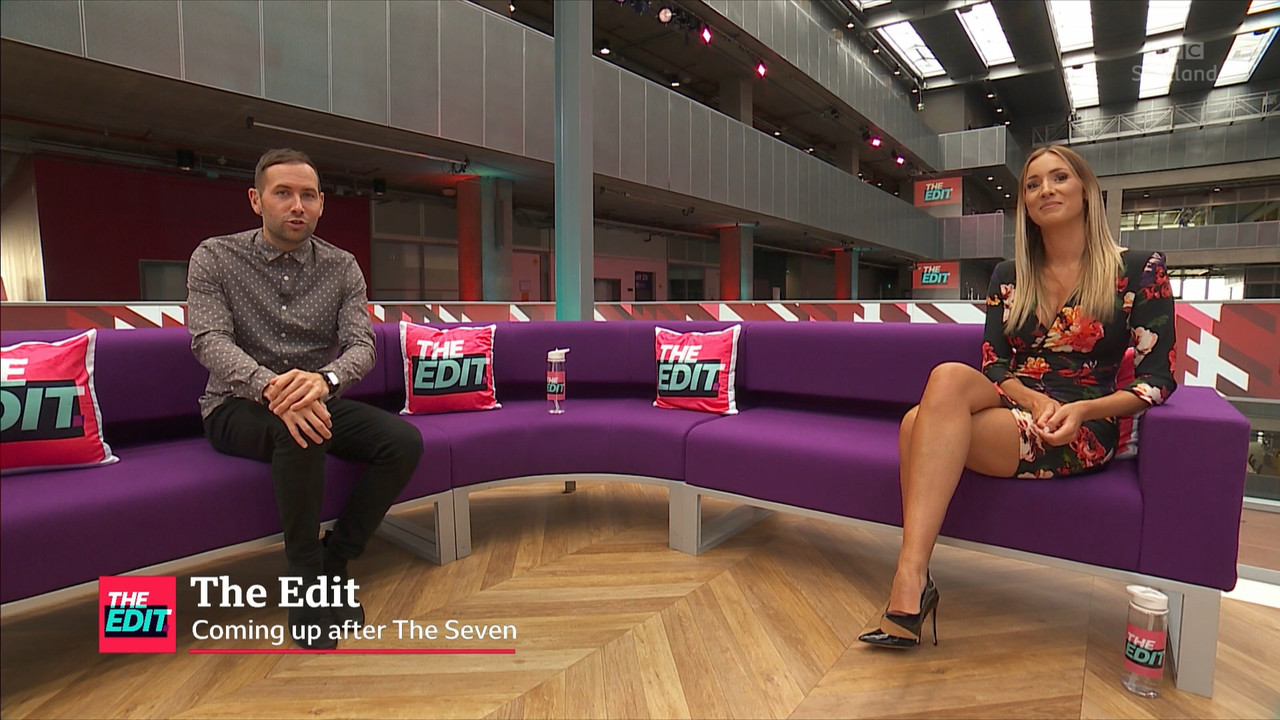 09.04 - 19.15.00 - The Edit  ᴺᵉʷ. S02E06 The best of the week's enter....ts_snapshot_04.17.474