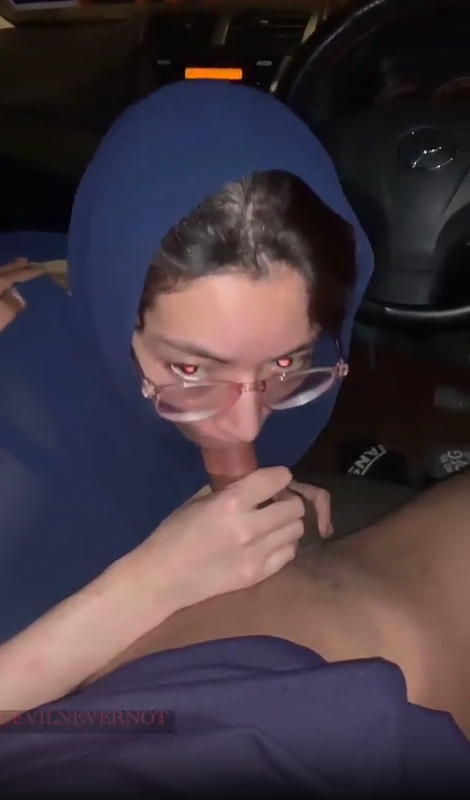 Arab Girl Sex with Bf in Car