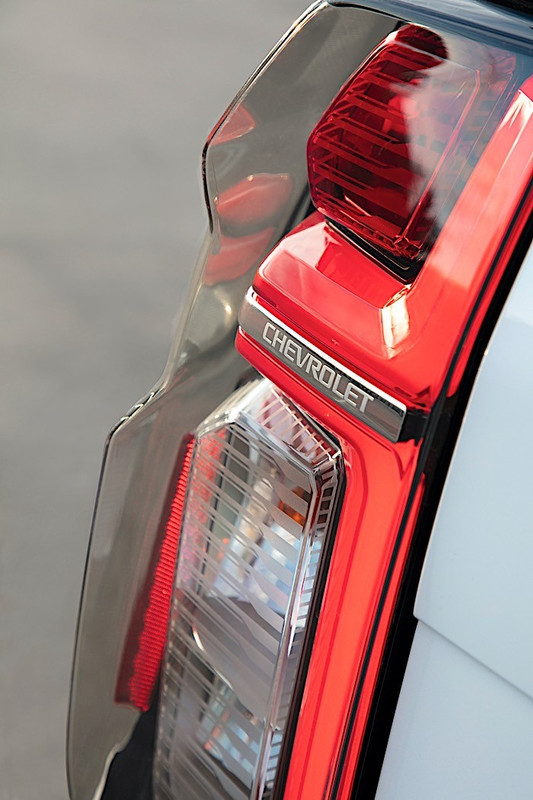 2021 Chevrolet Tahoe & Suburban (31)