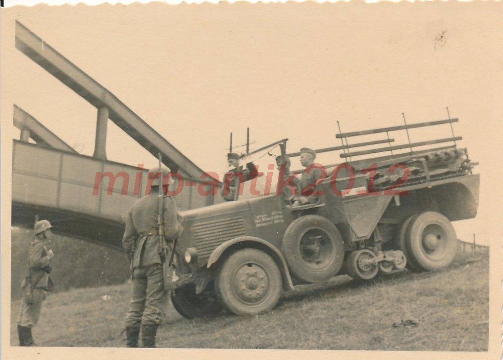 Foto, Pi.Batt.16, Höxter, Blick auf Pionier-Fahr