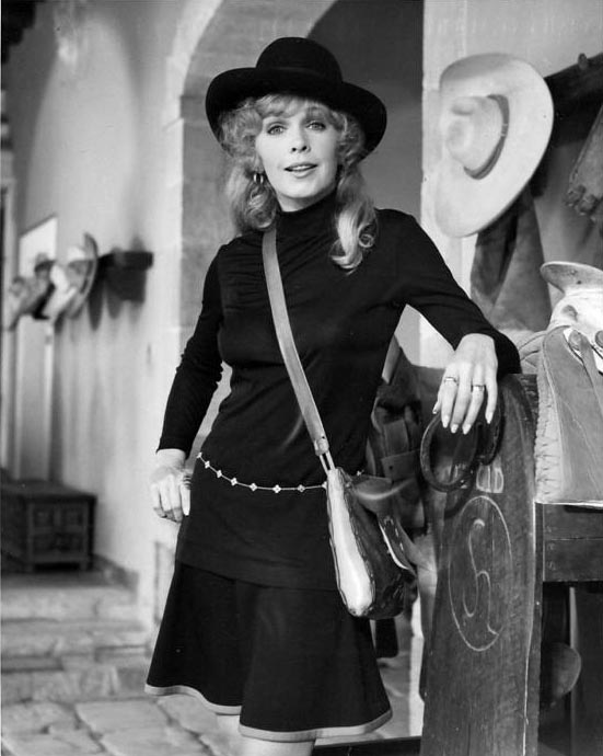 Stella_Stevens_a68