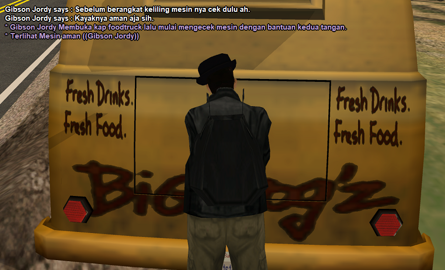 Mengecek-Mesin-Kendaraan-Foodtruck.png