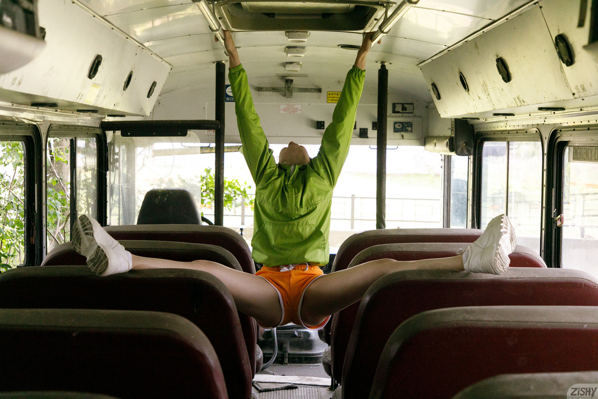 full_031_1354557273134939