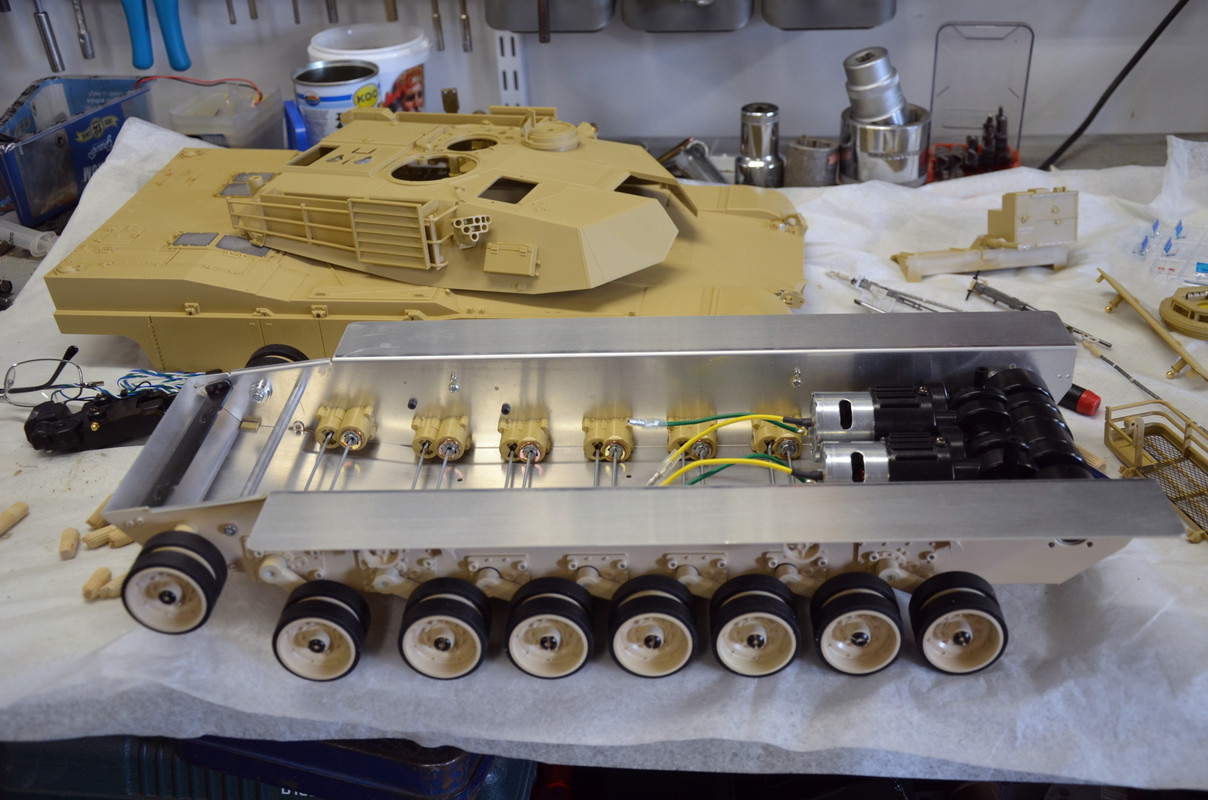 Tamiya 1/16 M1A2 Abrams RC CSC-0028