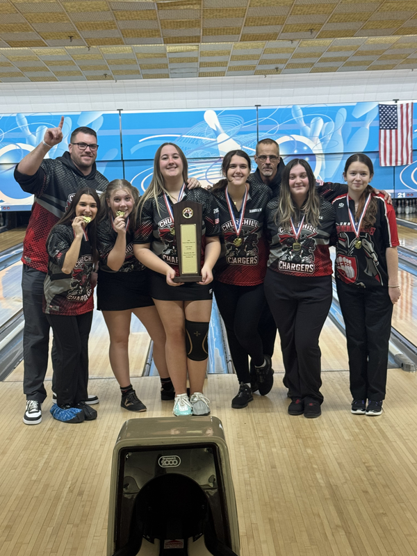 L to R: Coach Wagner, Carissa Alemany, Madison Martin, Sophia Best, Aubrey Swickler, Coach Proudlock, Isabelle Jordan, Maddie DerVartanian