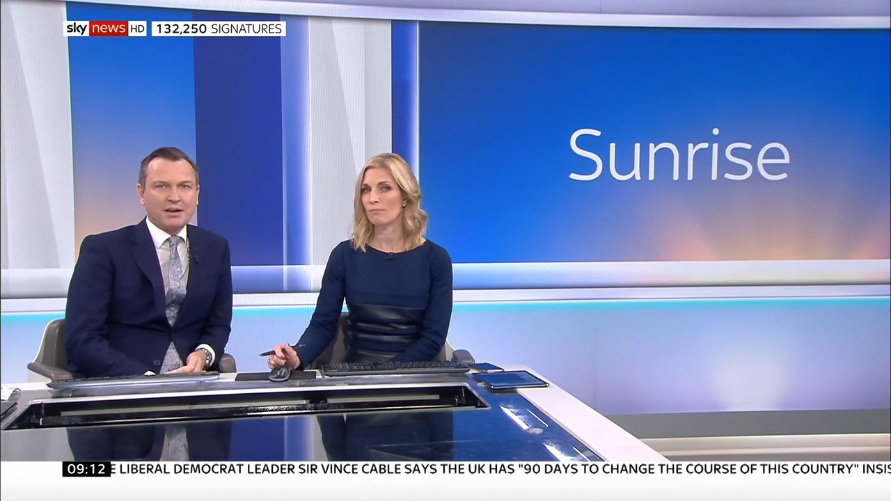 31 December - 09.00.00 - Sunrise. Sarah-Jane Mee with a mix of t