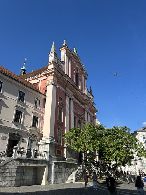 Liubliana o Ljubljana. Visita a la capital II - Trieste (Italia) y Eslovenia en pocos, poquísimos, días. Julio de 2025. (17)