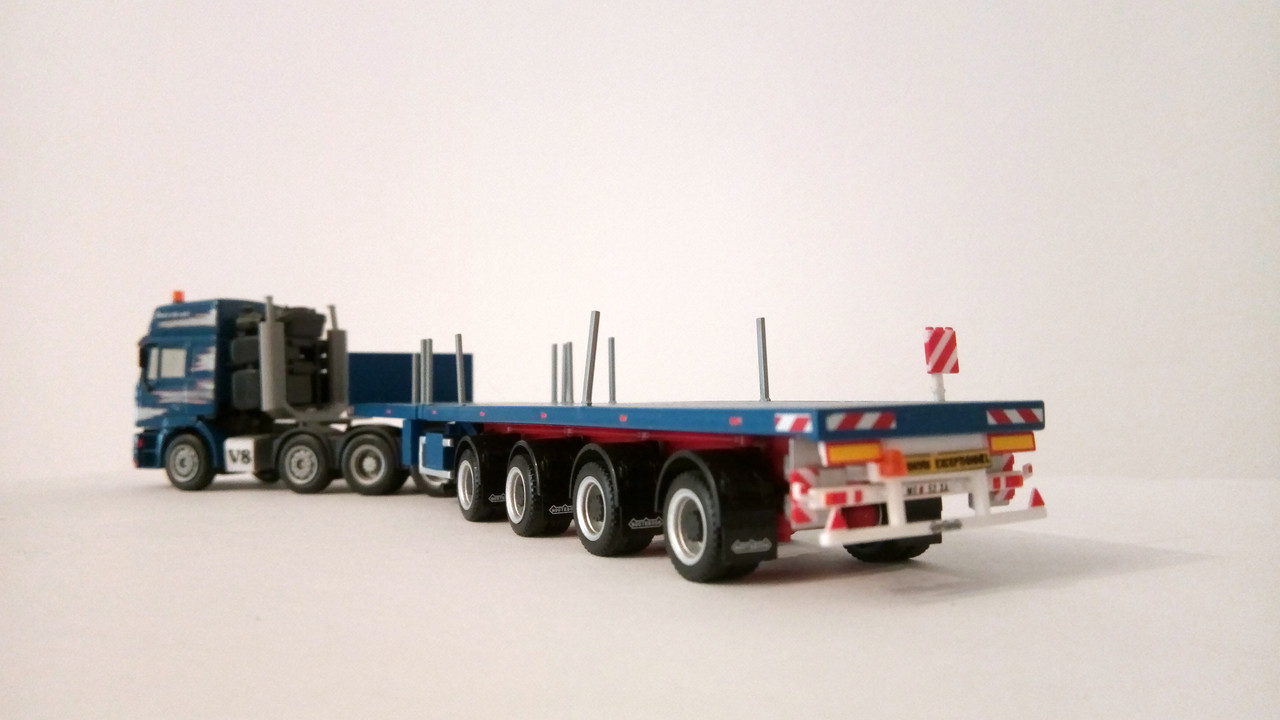 Macht (7822)