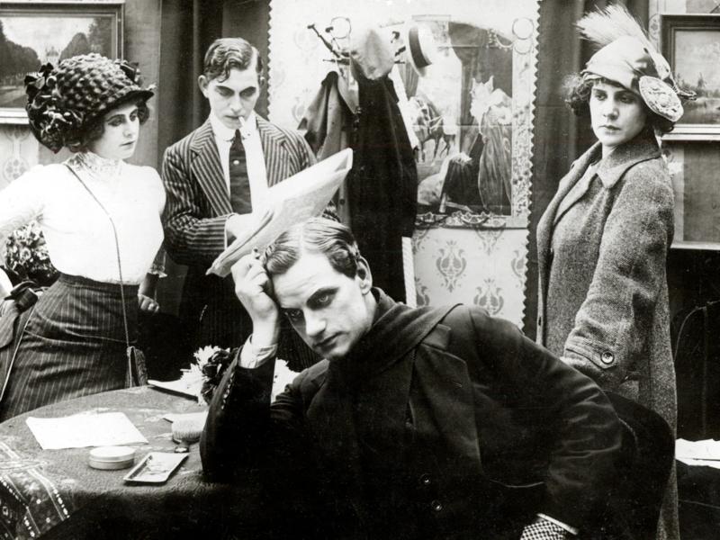 FF93AC8xazwAB_mis03YOq_micr