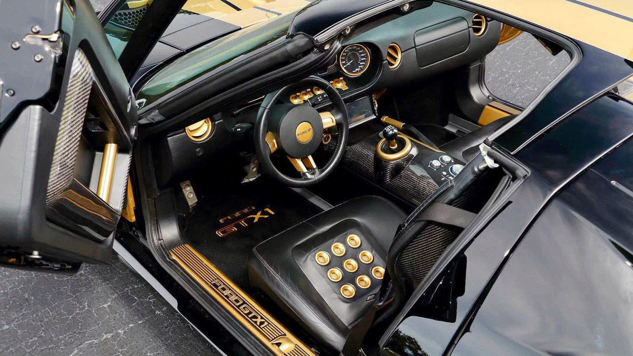 A0D8F493-FA03-4444-AC00-168874F062EC