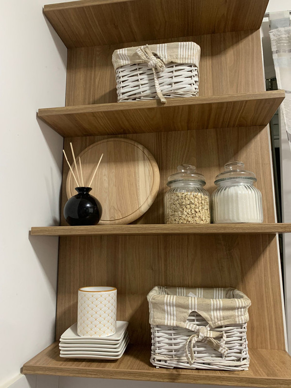 B4DBA988-F42B-485A-A684-AEEAEA92B51D