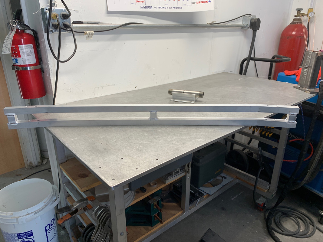 ECB330A7-0DCF-4FB3-AD43-678D4AEBF766