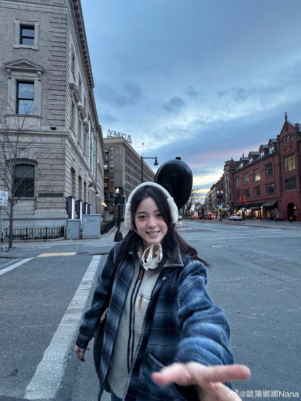 002VTQLVgy1hmyra1r3ooj62c0340npf02