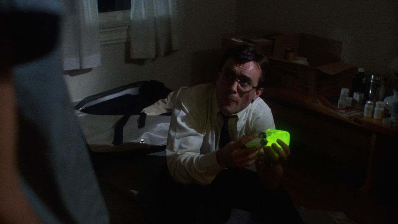 Re-Animator 1985 Integral RM4K (1080p x265 10bit Tigole).mkv_sna