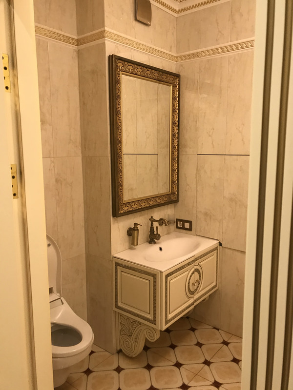 FCE219F6-6648-4383-8460-82FDA476B658