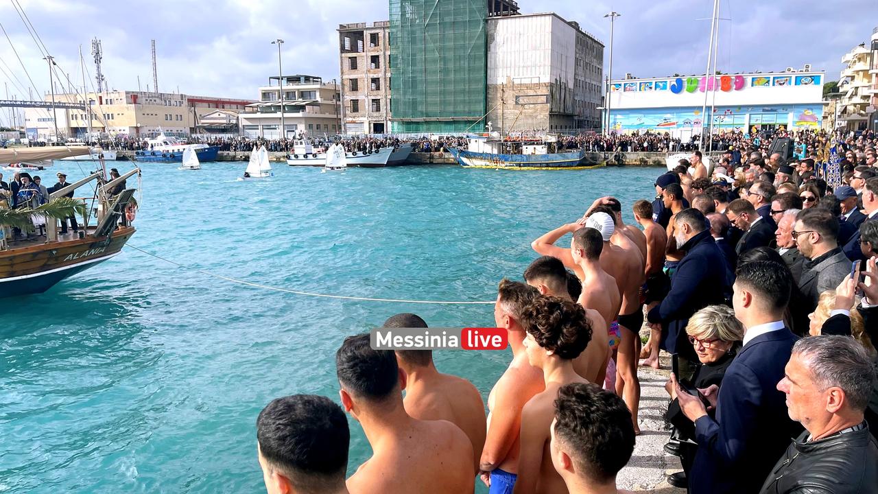 AGIASMOS-limani-IMG-1168