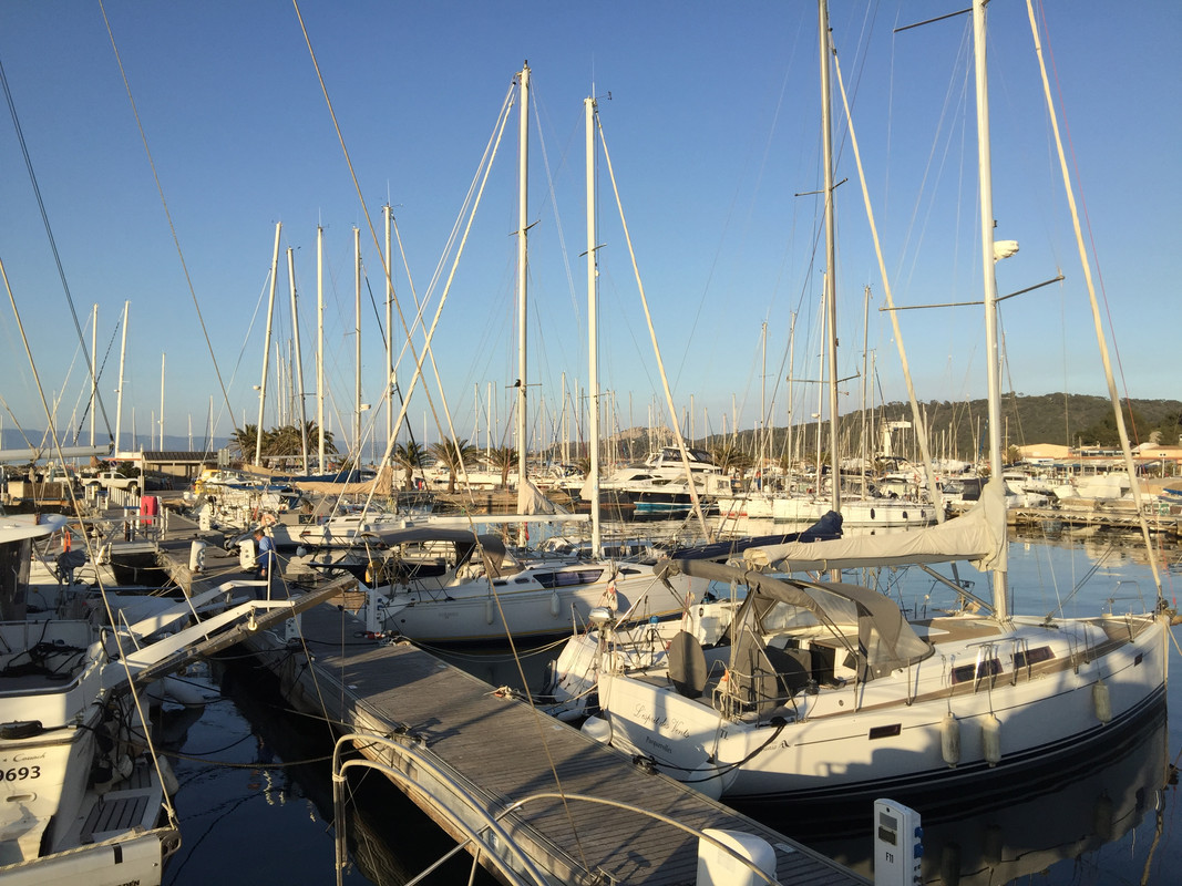 5ADDDA76-E098-436B-9278-F8BE30DA1E1A