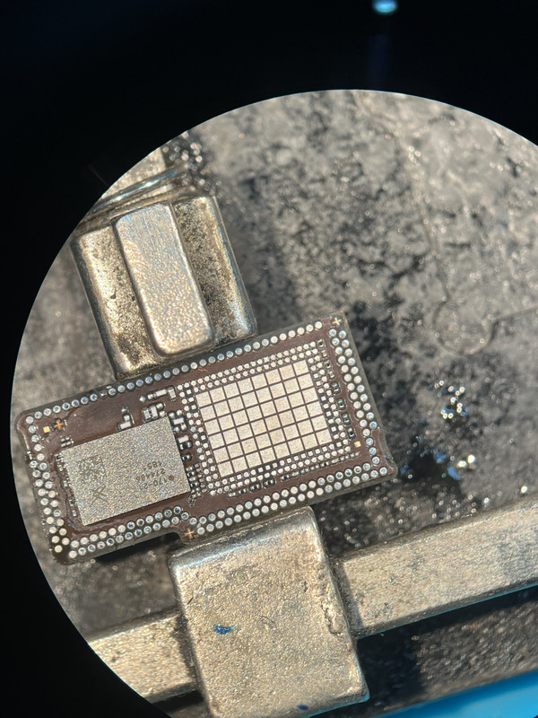 CE025F90-9A56-49EF-9DE8-A5EF4A0B01B7