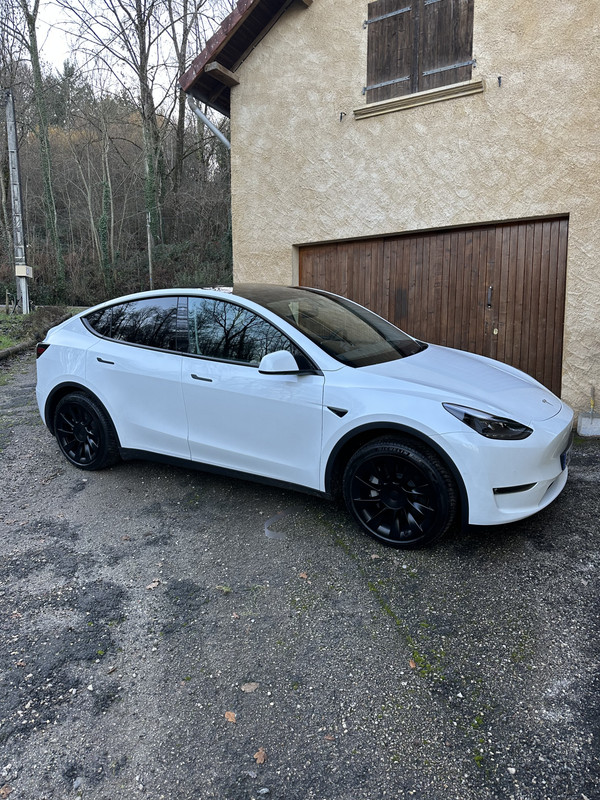 738439B1-402B-4DF4-911D-A713E90788AB