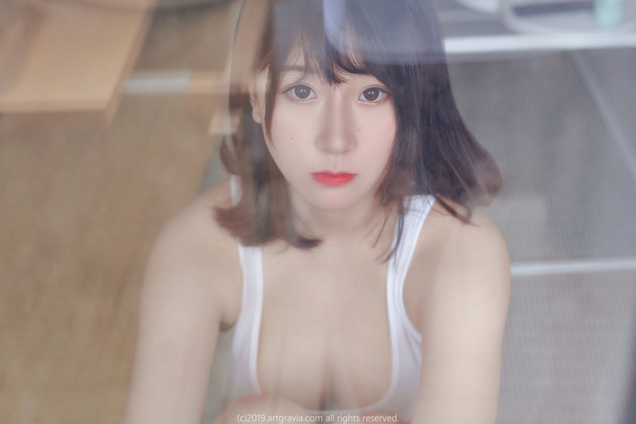 猫九酱sakura《夏日风吊带背心美女》写真，清新与活力的COS妹子插图3