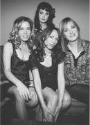 susanna-hoffs-b11