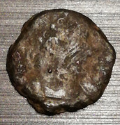 AE4 de Constantino II. VIRTVS AVGVSTI Emperador a izq. Roma. IMG-20210131-011101