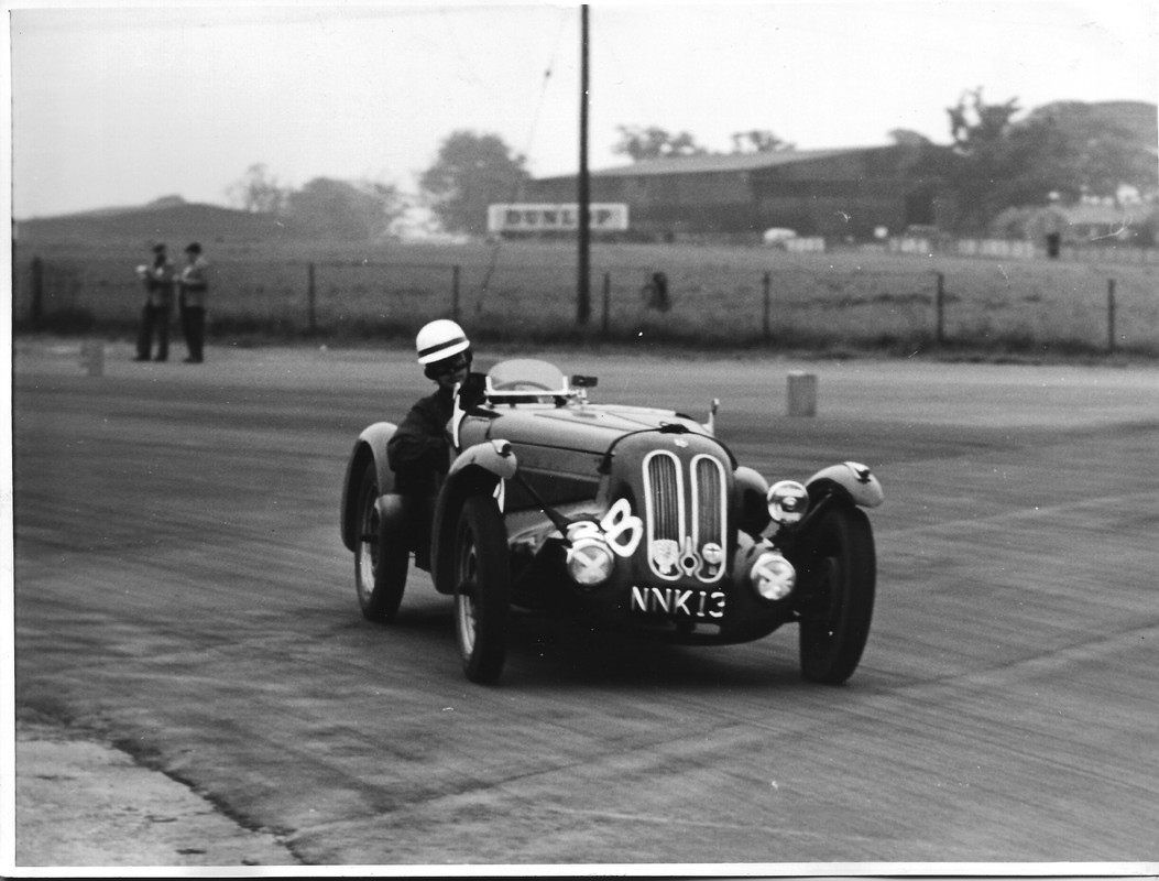 NNK13-Silverstone-1954.jpg