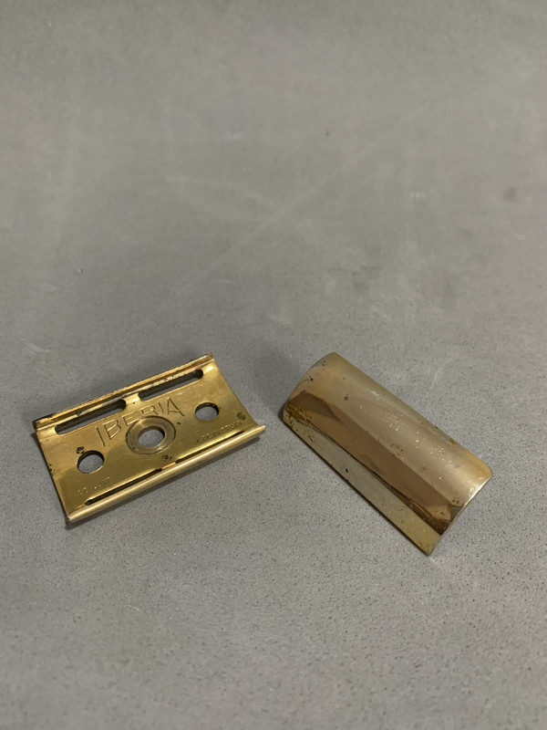 E2B89077-F202-43DD-BB84-34162D88C22B