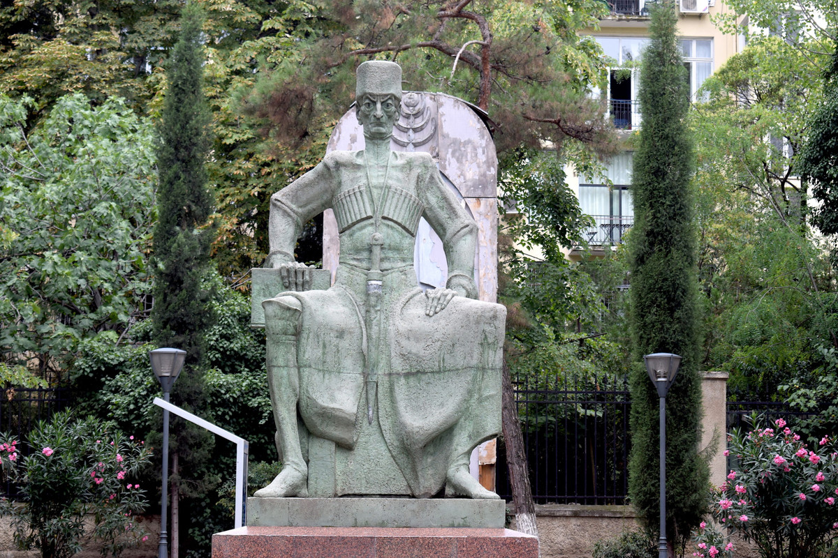 3-web-Konstantine-Gamsakhurdia-0624-scaled