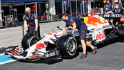 [Imagen: Red-Bull-Formel-1-Istanbul-GP-Tuerkei-7-...839271.jpg]