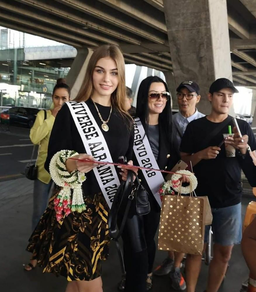 miss universe albania 2018 toda angelical, em thailand. Ca82698c5c92b7951ac2de43451080a525c3fc61cc9ce9762940159a9f523283