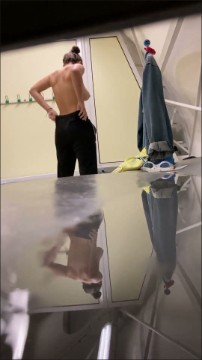 [Image: Voyeur4585115817.jpg]