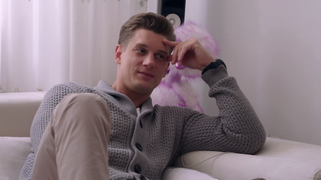 [Image: 21dek5rln8jm.png]