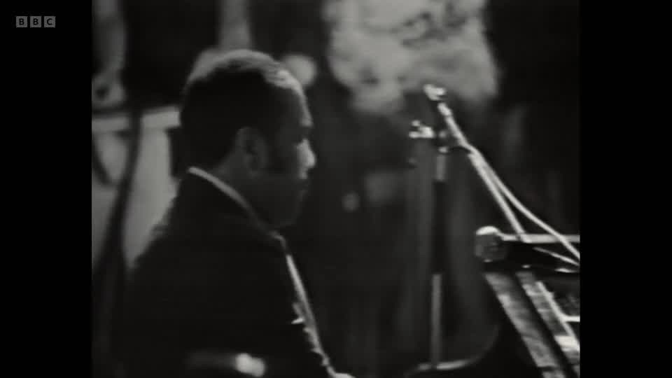 [Image: lbldkyo483f5.jpg]