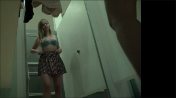 [Image: Voyeur15505091903.jpg]