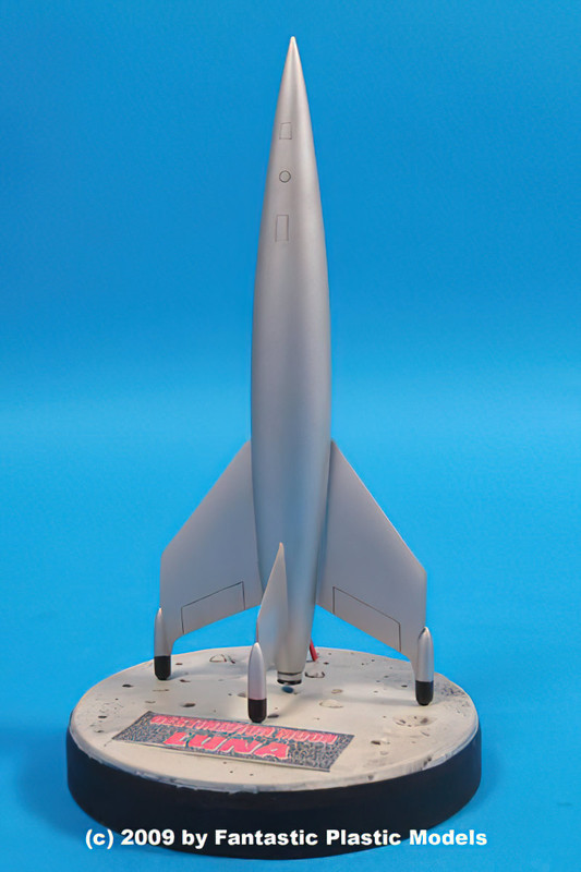 FANTASTIC PLASTIC LUNA (4)