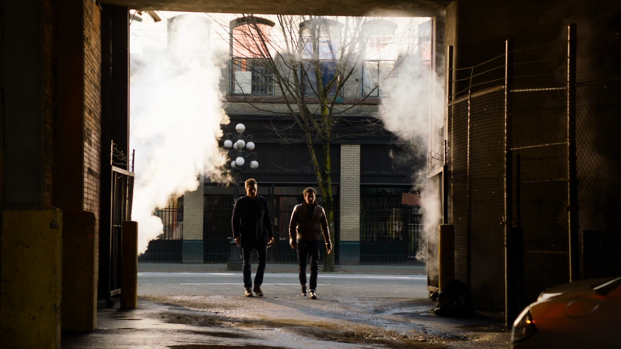 Arrow.S01E01.Il.ritorno.1080p.BDMux.ITA.ENG.x264-BlackBit[screenshot 6]