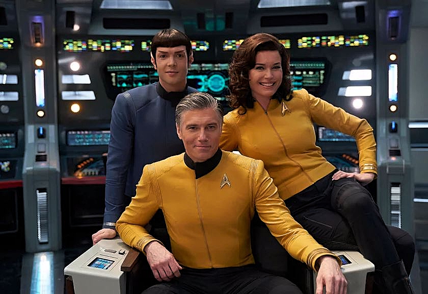 STAR-TREK-STRANGE-NEW-FOTOR.jpg