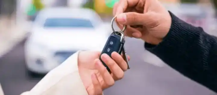 changement titulaire voiture