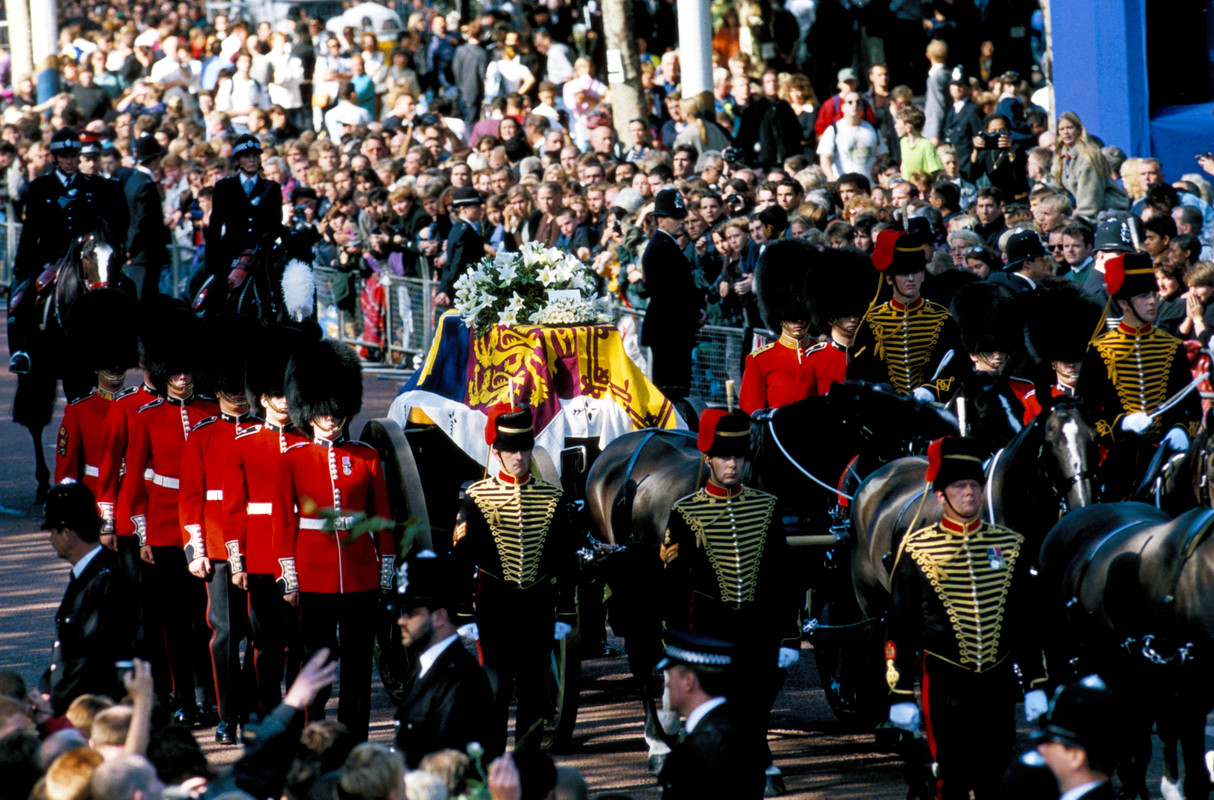 Lady Diana, a 25 anni dalla morte su Sky una giornata dedicata alla principessa Lady Diana, a 25 anni dalla morte su Sky una giornata dedicata alla principessa